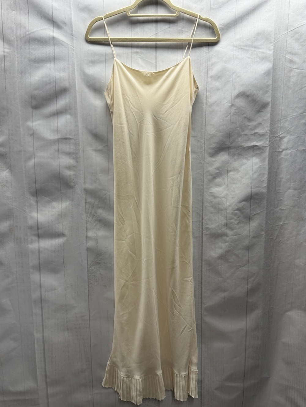 Reformation Ivory Suki Feminine Timeless Ruffle Hem Midi Dress Size 0 - Picture 7 of 13